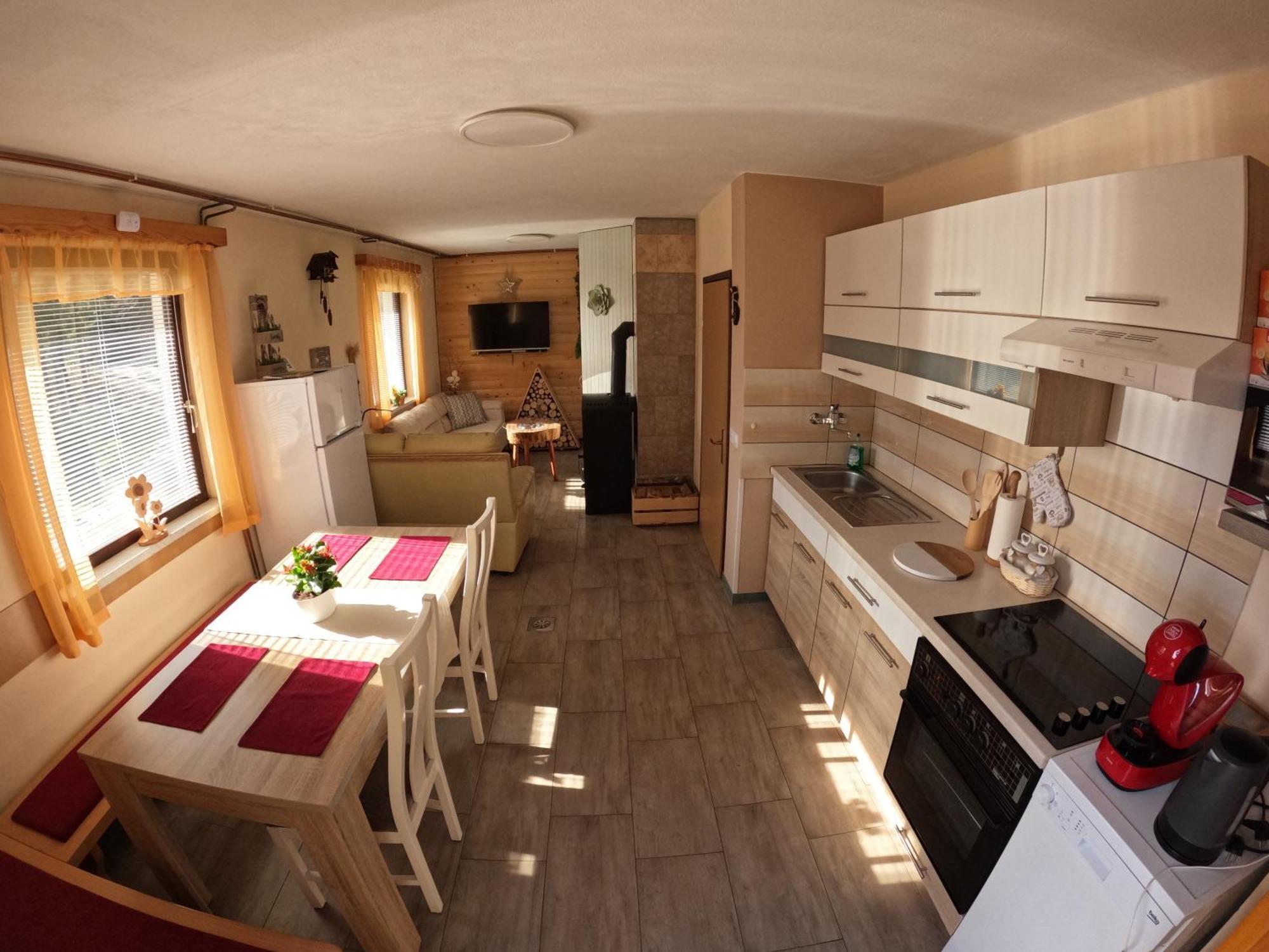 Holiday Home Forest Peace, Lavrovec Hlevni Vrh Eksteriør billede